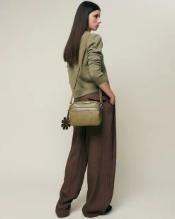 Misako Bolso bandolera con detalle colgante