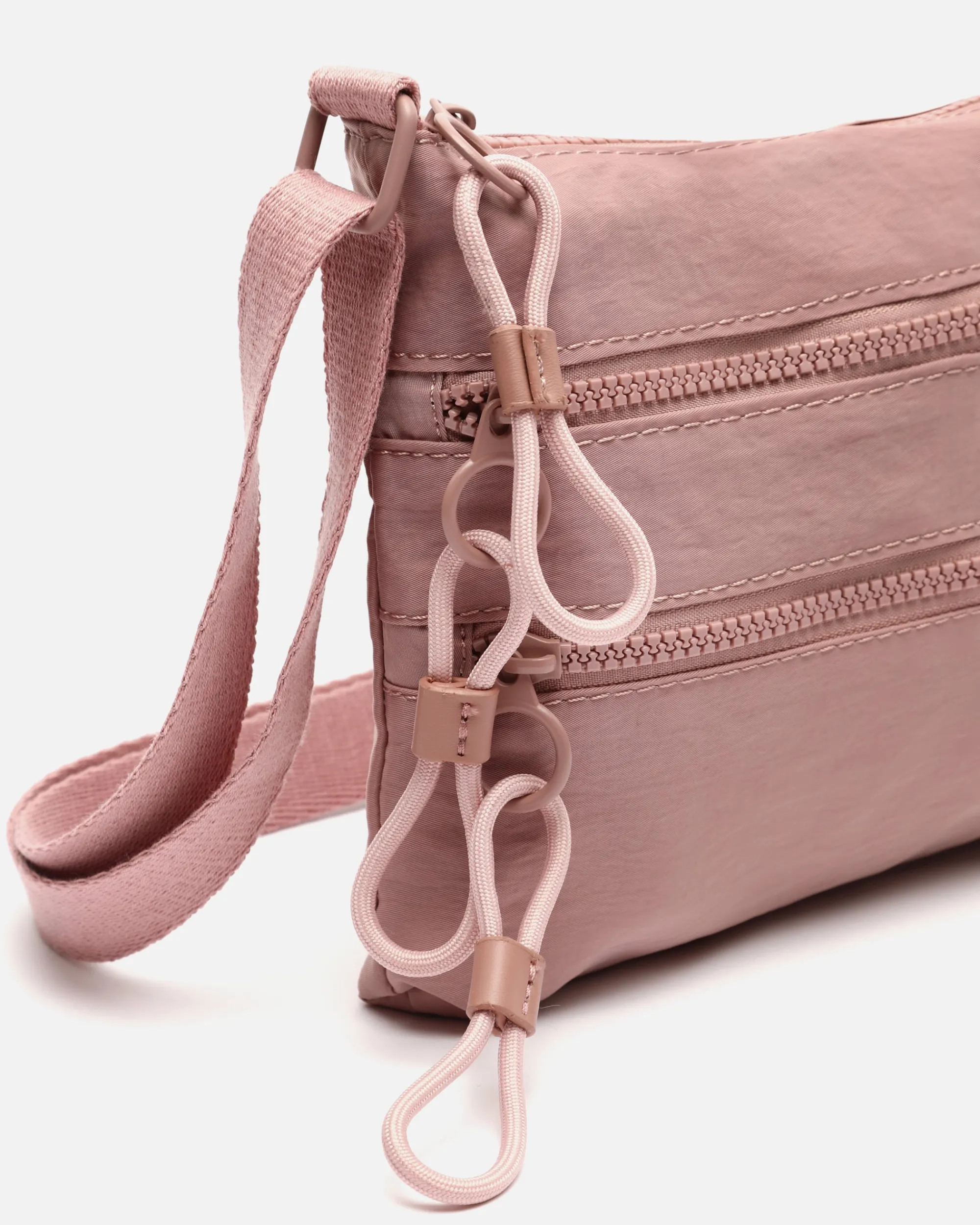 Misako Bolso bandolera pequeño en nylon