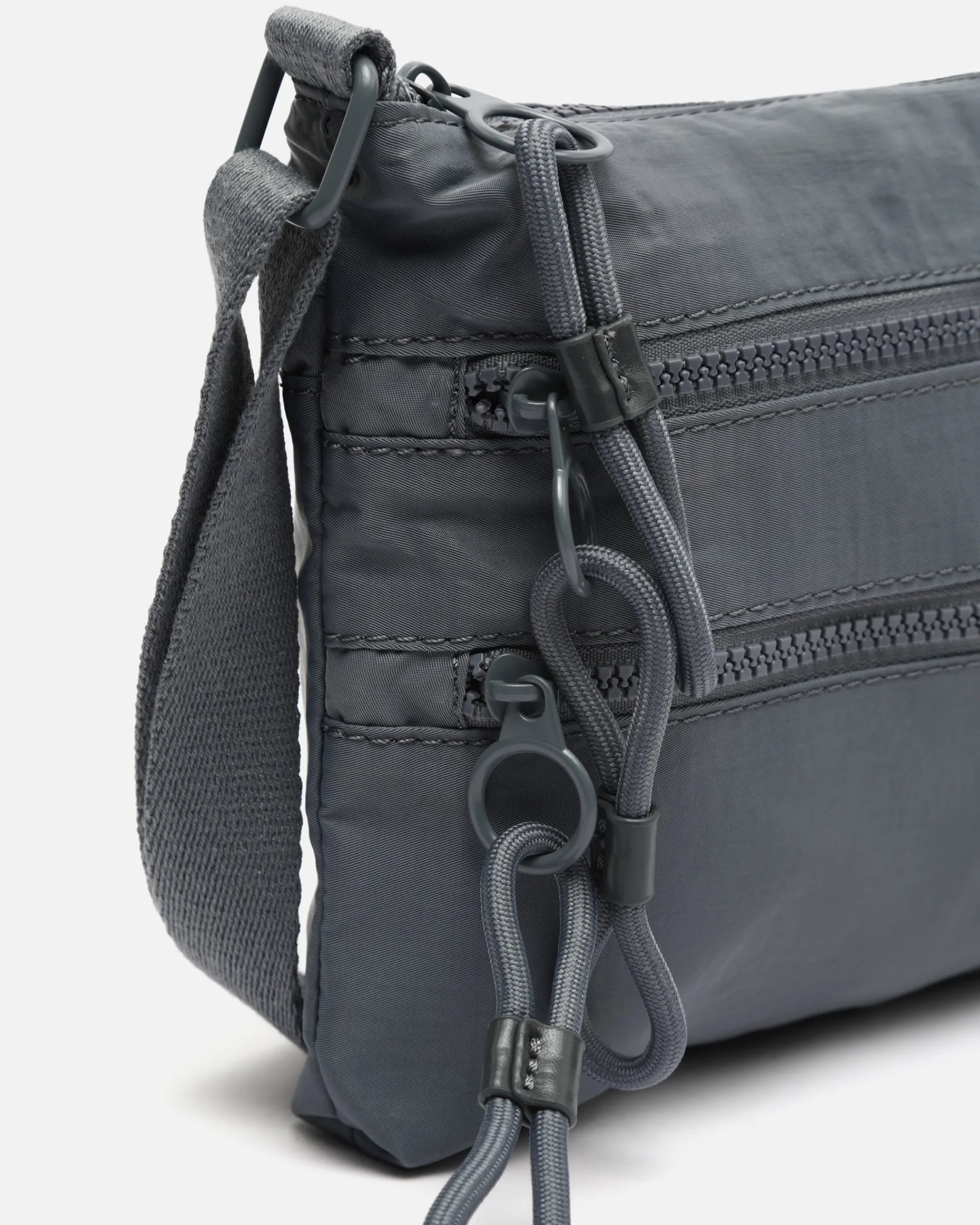 Misako Bolso bandolera pequeño en nylon