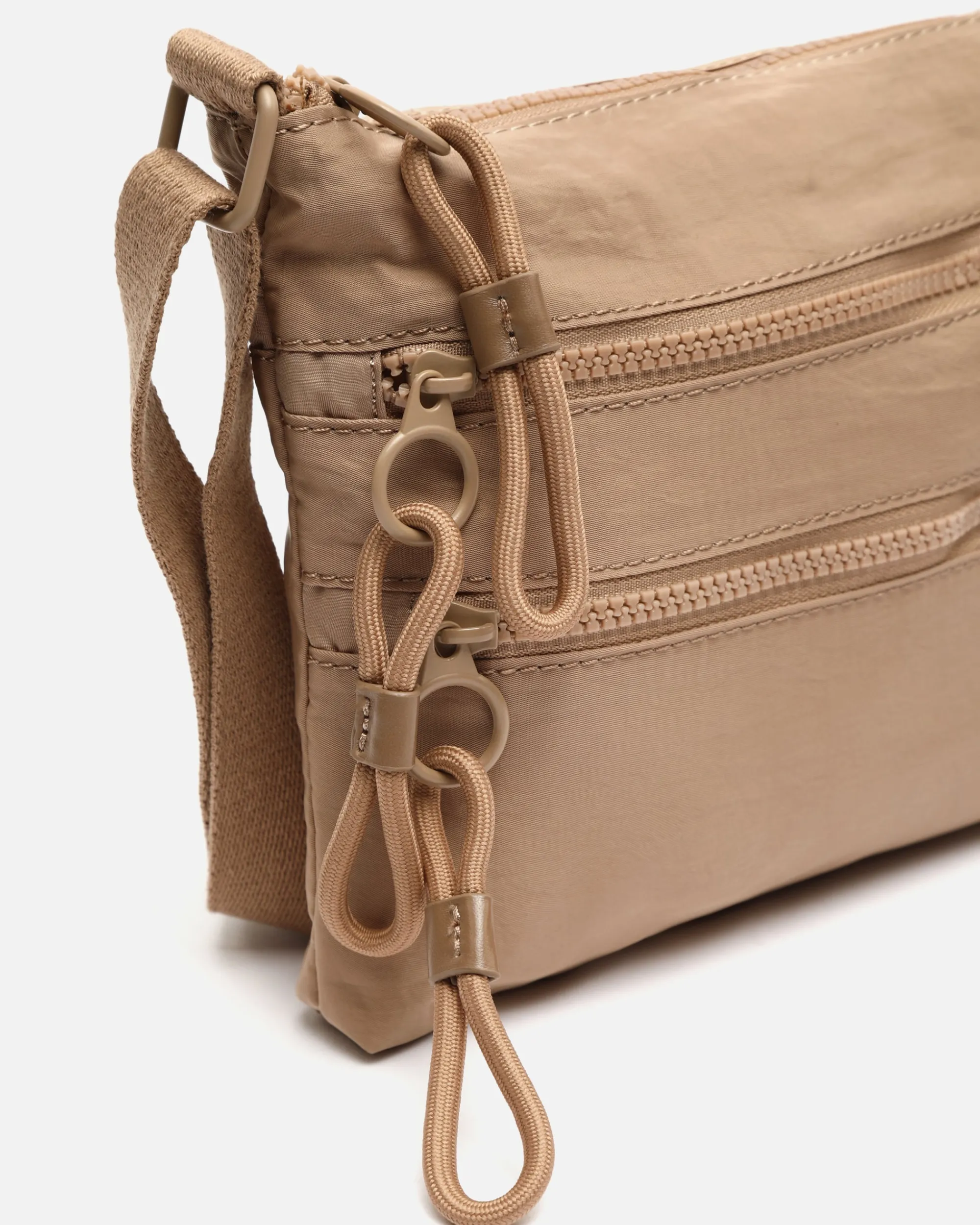 Misako Bolso bandolera pequeño en nylon
