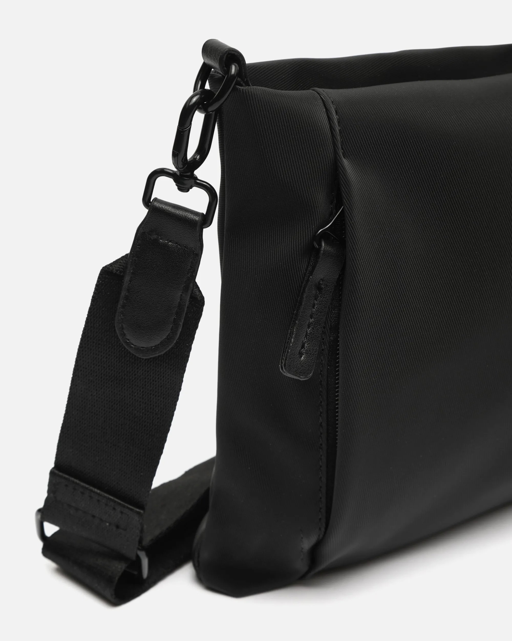 Misako Bolso bandolera pequeño en nylon