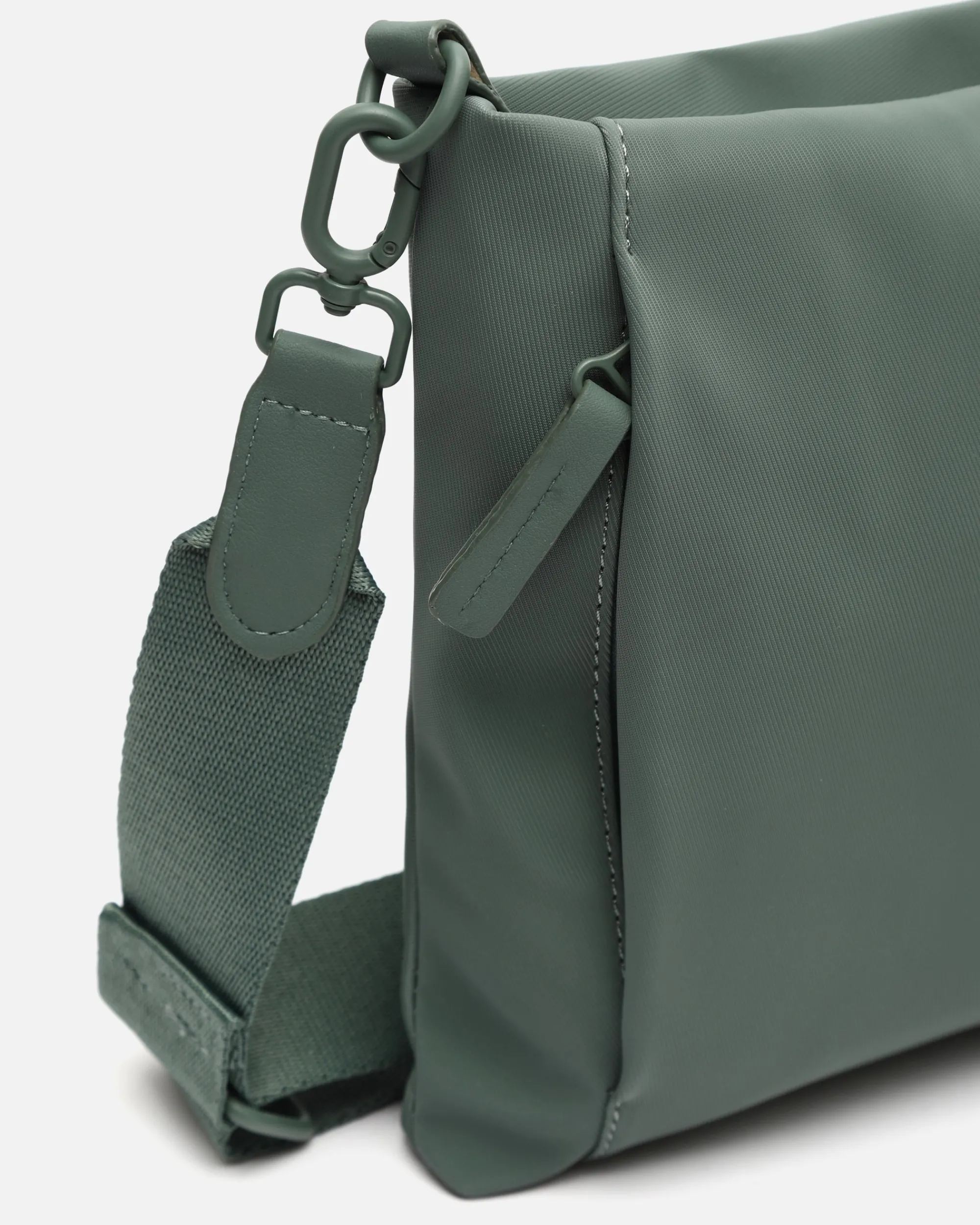 Misako Bolso bandolera pequeño en nylon
