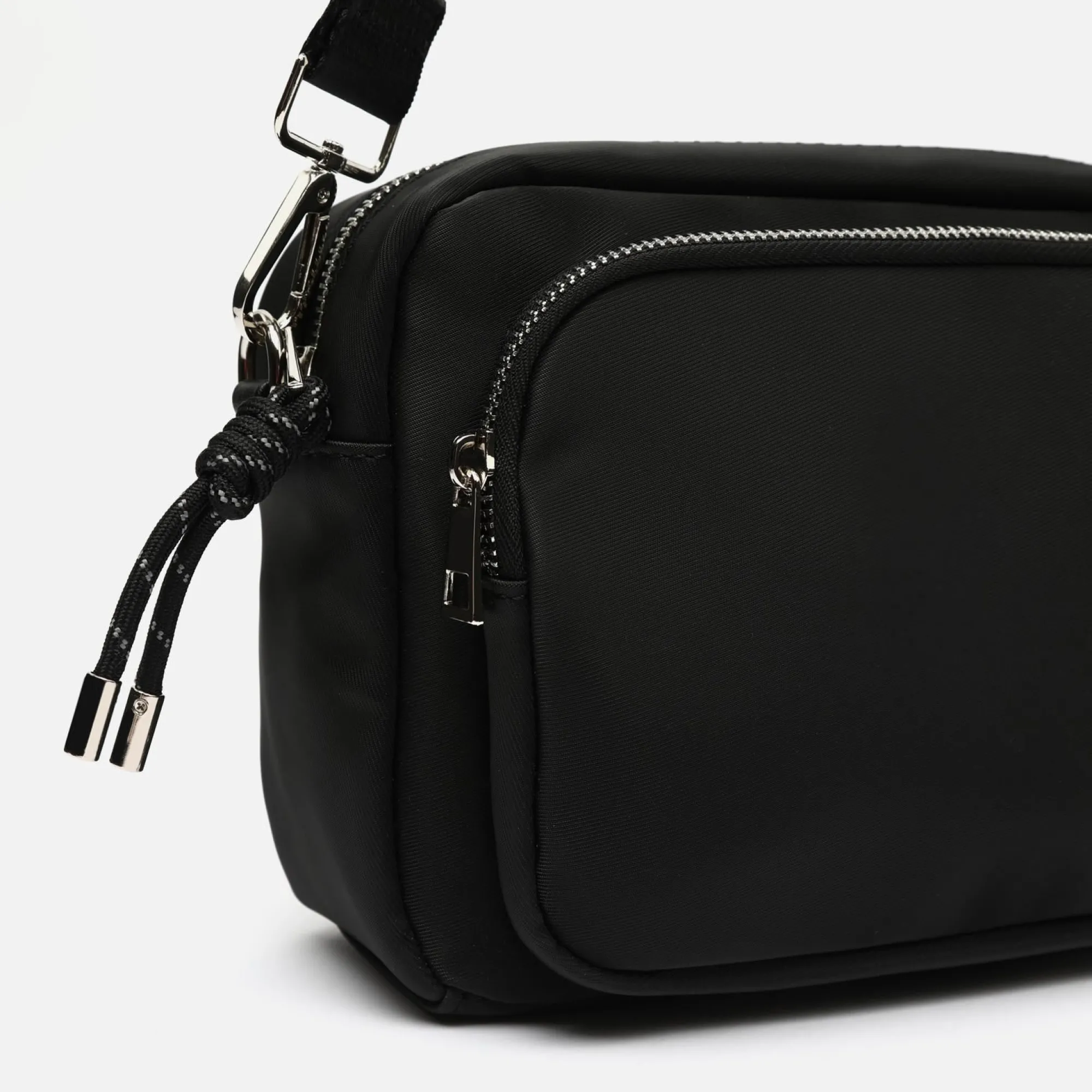 Misako Bolso bandolera pequeño en nylon
