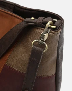 Misako Bolso hobo estampado patchwork con neceser extraíble