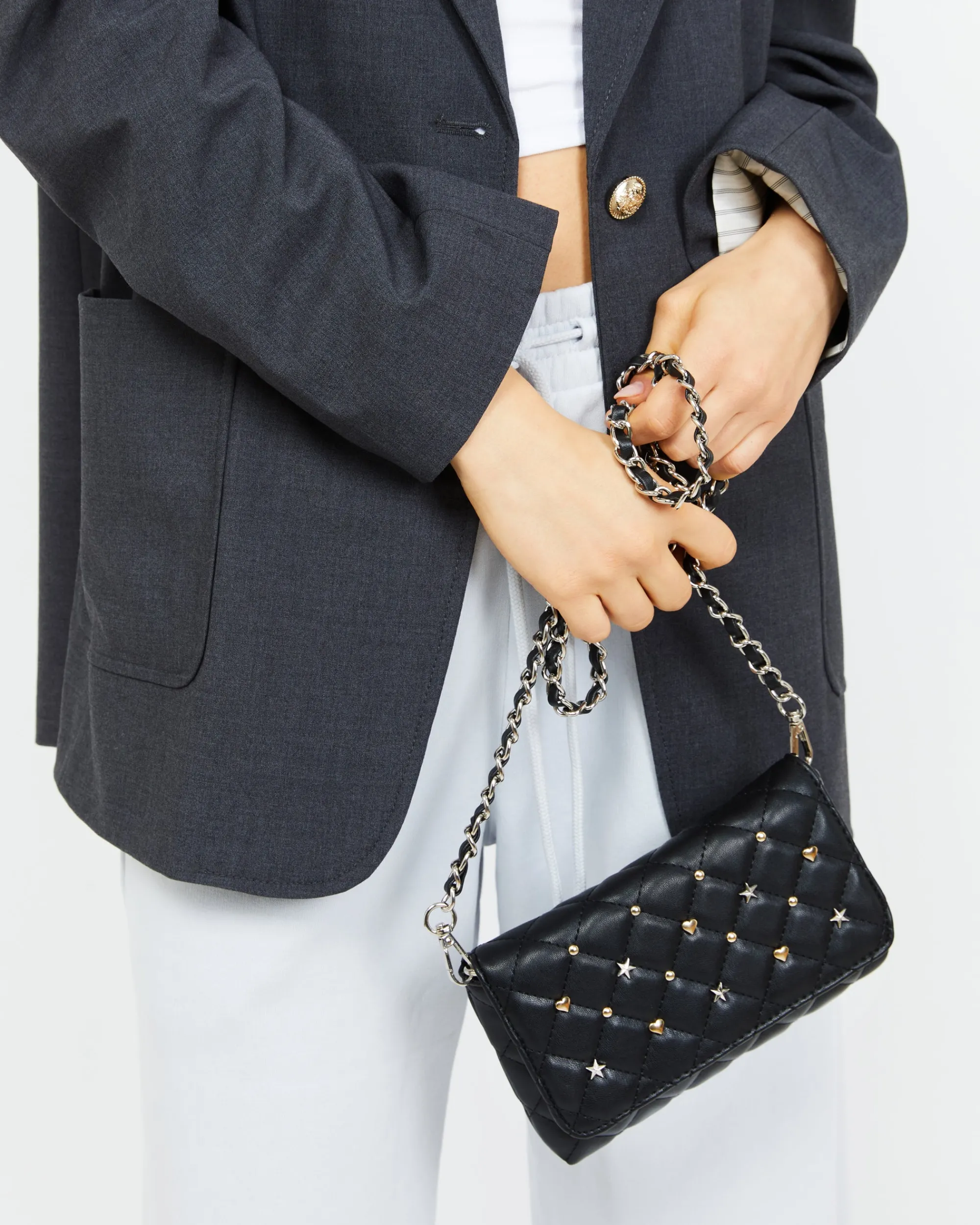 Misako Bolso mini acolchado con detalles metálicos