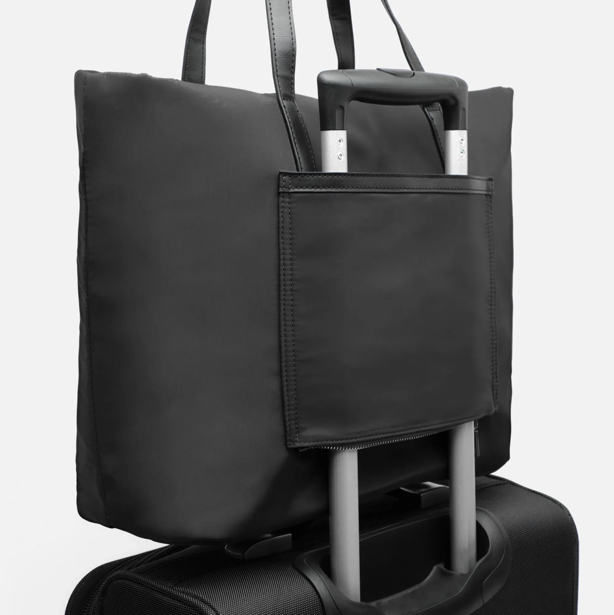 Misako Bolso shopper de nylon con bolsillo para portátil (15")