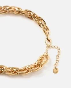 Misako Collar corto