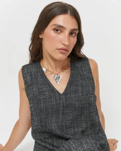 Misako Collar corto bicolor con detalles maxi