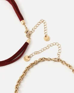 Misako Collar largo con detalles