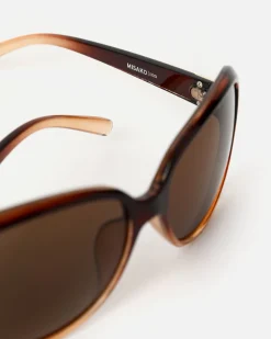 Misako Gafas de sol ovaladas con montura de pasta
