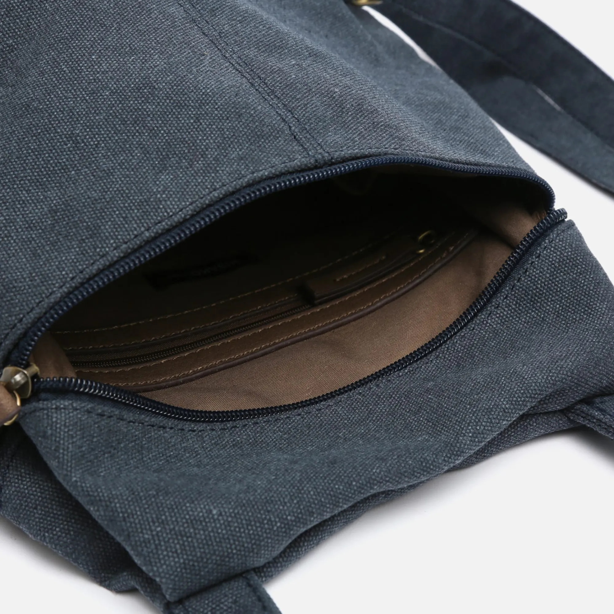Misako Mochila antirrobo de tela